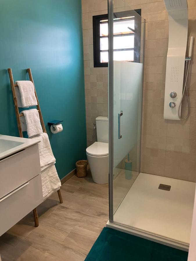 לה סאלין לה ביינס Kazacoco Bungalow A 5 Min A Pieds Du Lagon מראה חיצוני תמונה