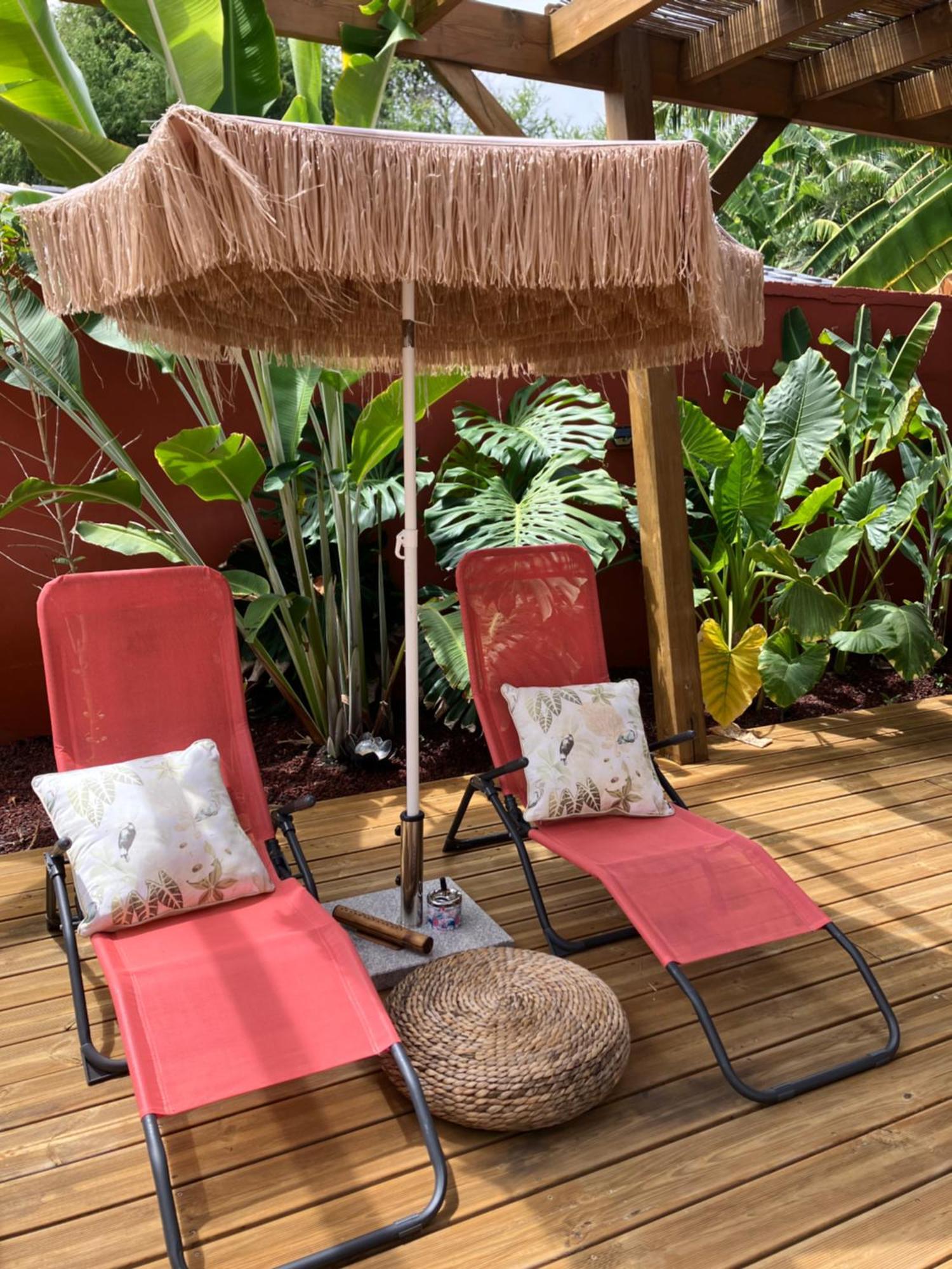 לה סאלין לה ביינס Kazacoco Bungalow A 5 Min A Pieds Du Lagon מראה חיצוני תמונה